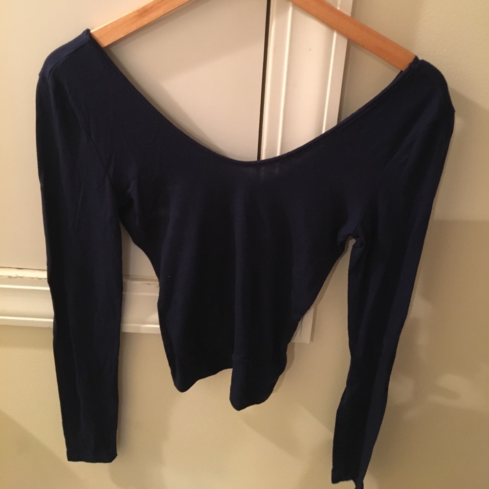 Long sleeve crop top